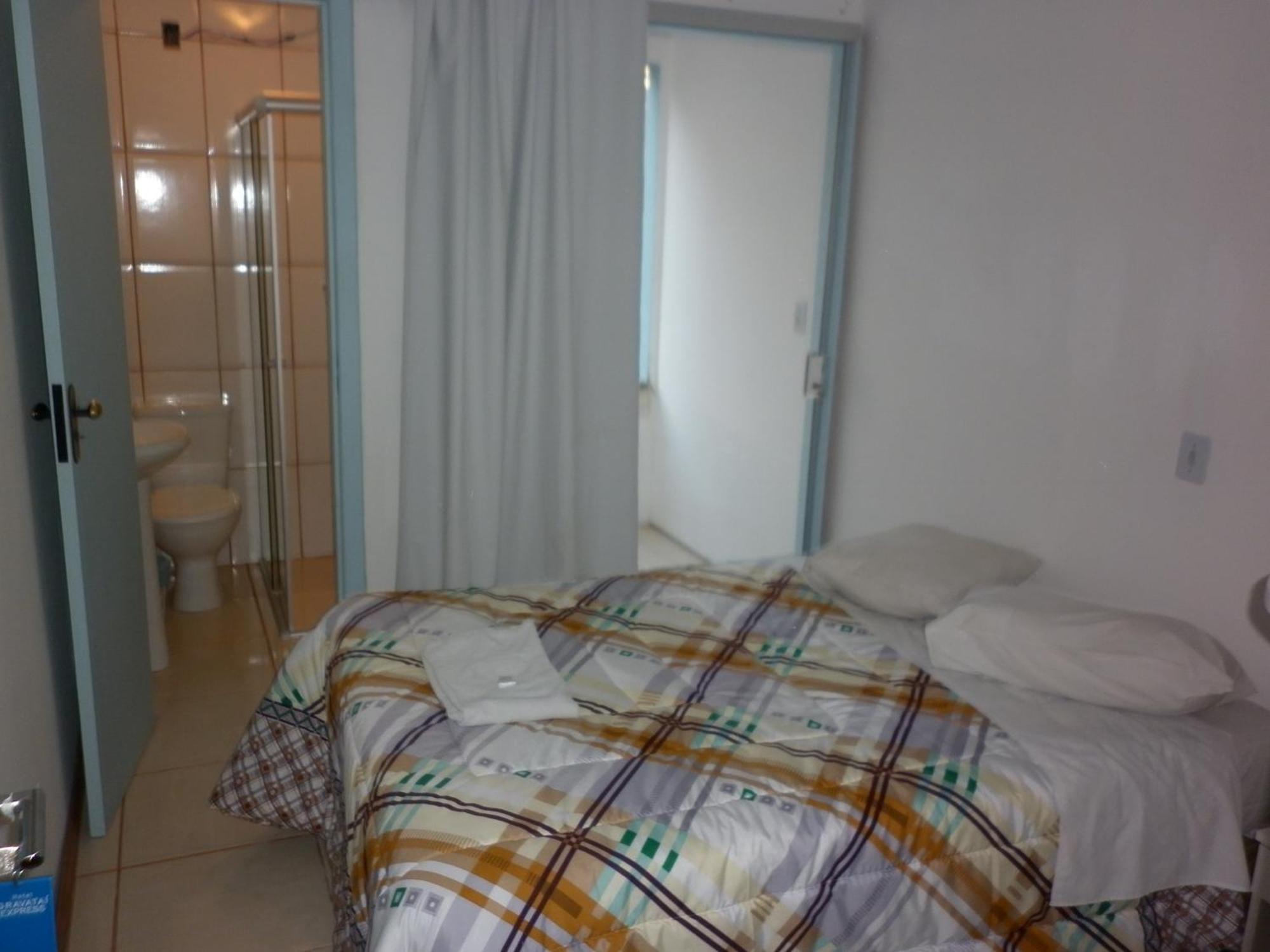 Hotel Gravatai Express 外观 照片